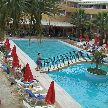 Hotel de apartamente Tereza Laganas